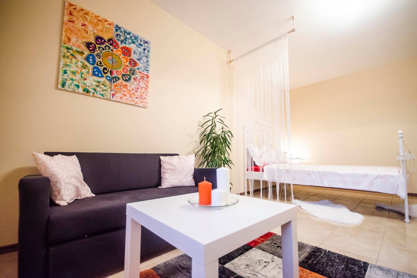 23 Central 1 Bedroom Apartment with Balcony