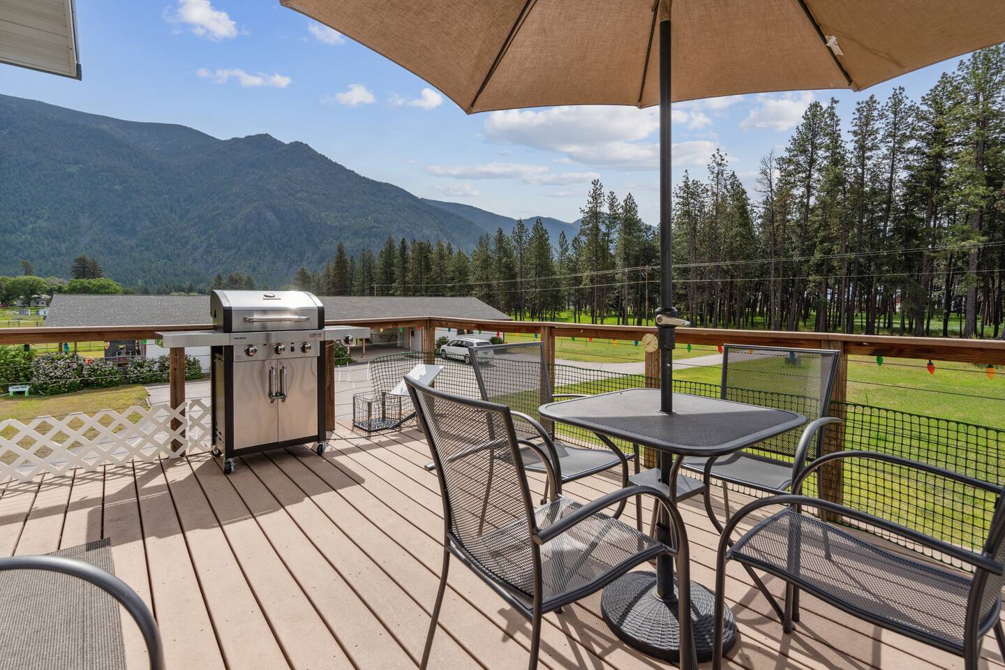 Gateway to GNP - Private Balcony with Game Room!
