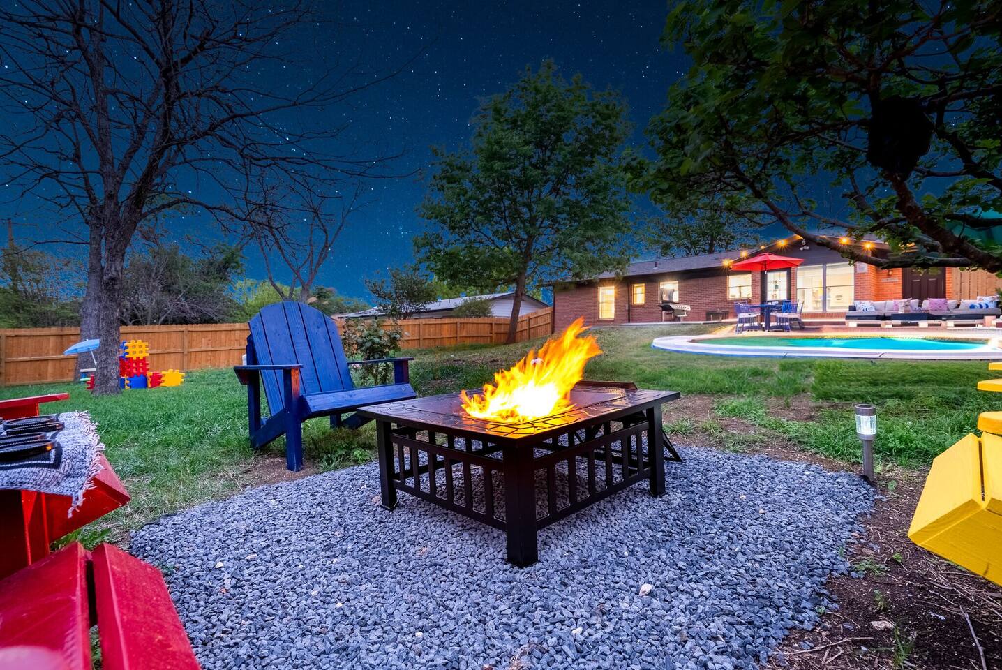 Private Pool, Gameroom, King Beds, Central SA