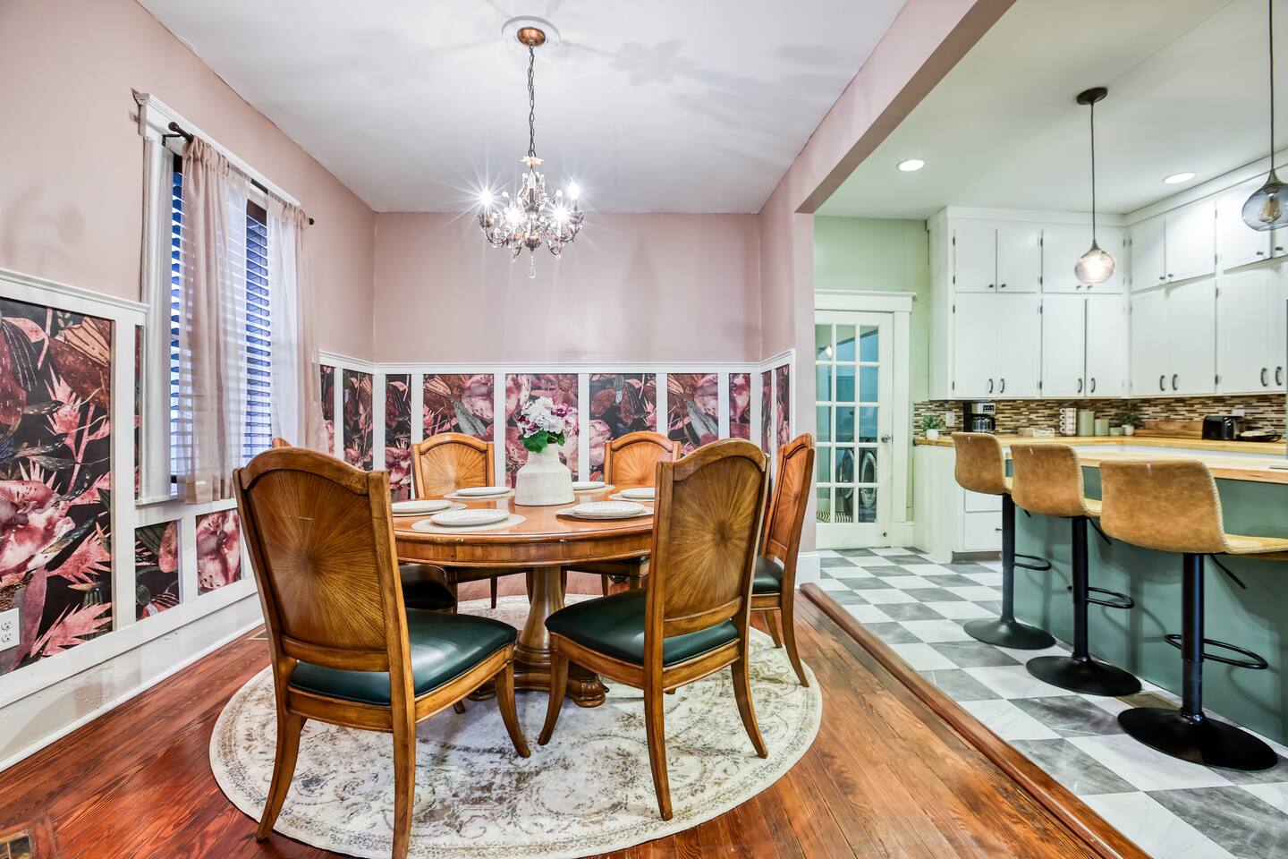 Arcade| Spacious Home Near Starland, River St & DT