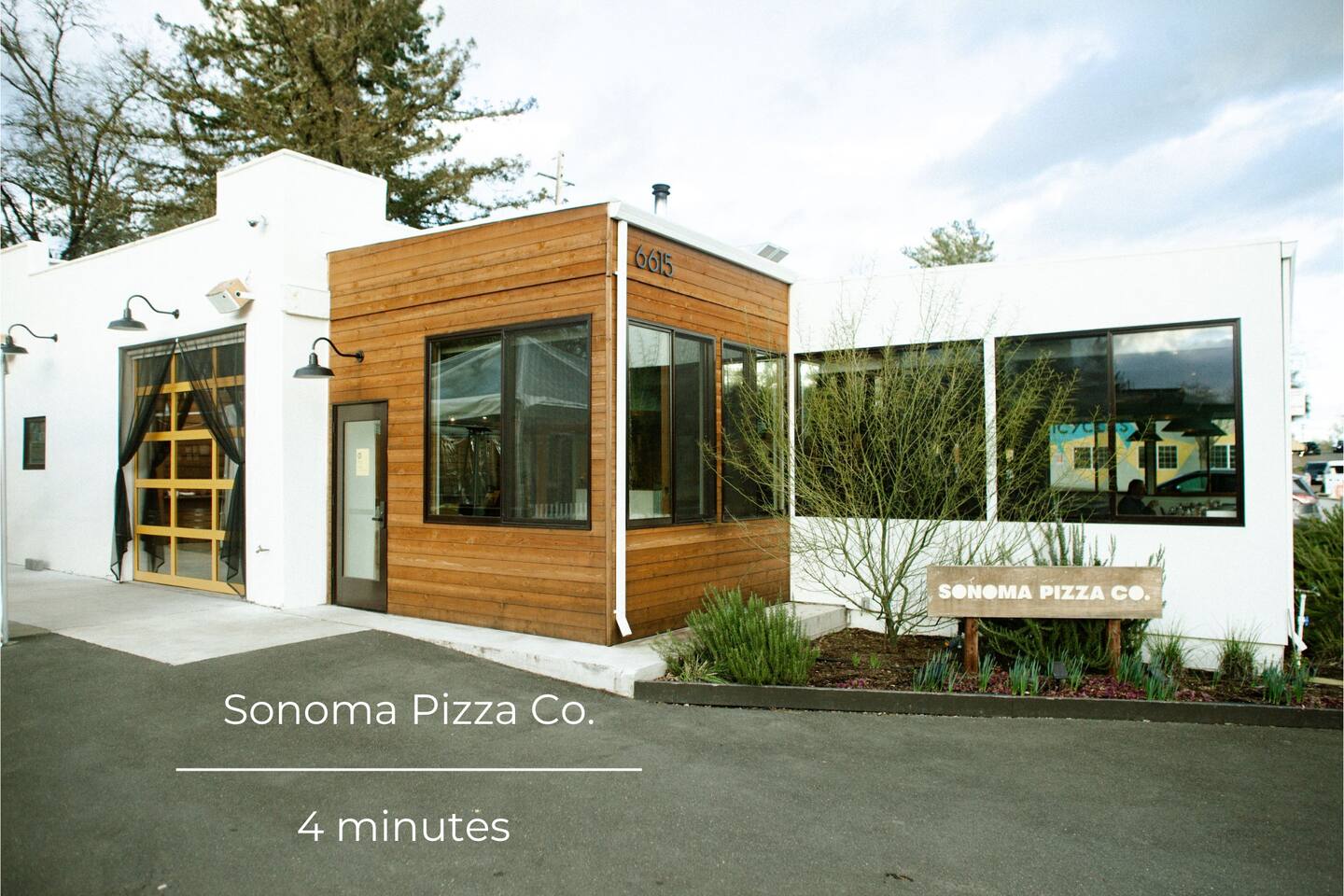 Enjoy delicious pizza in a casual setting, perfect for families and those seeking a relaxed, enjoyable meal.