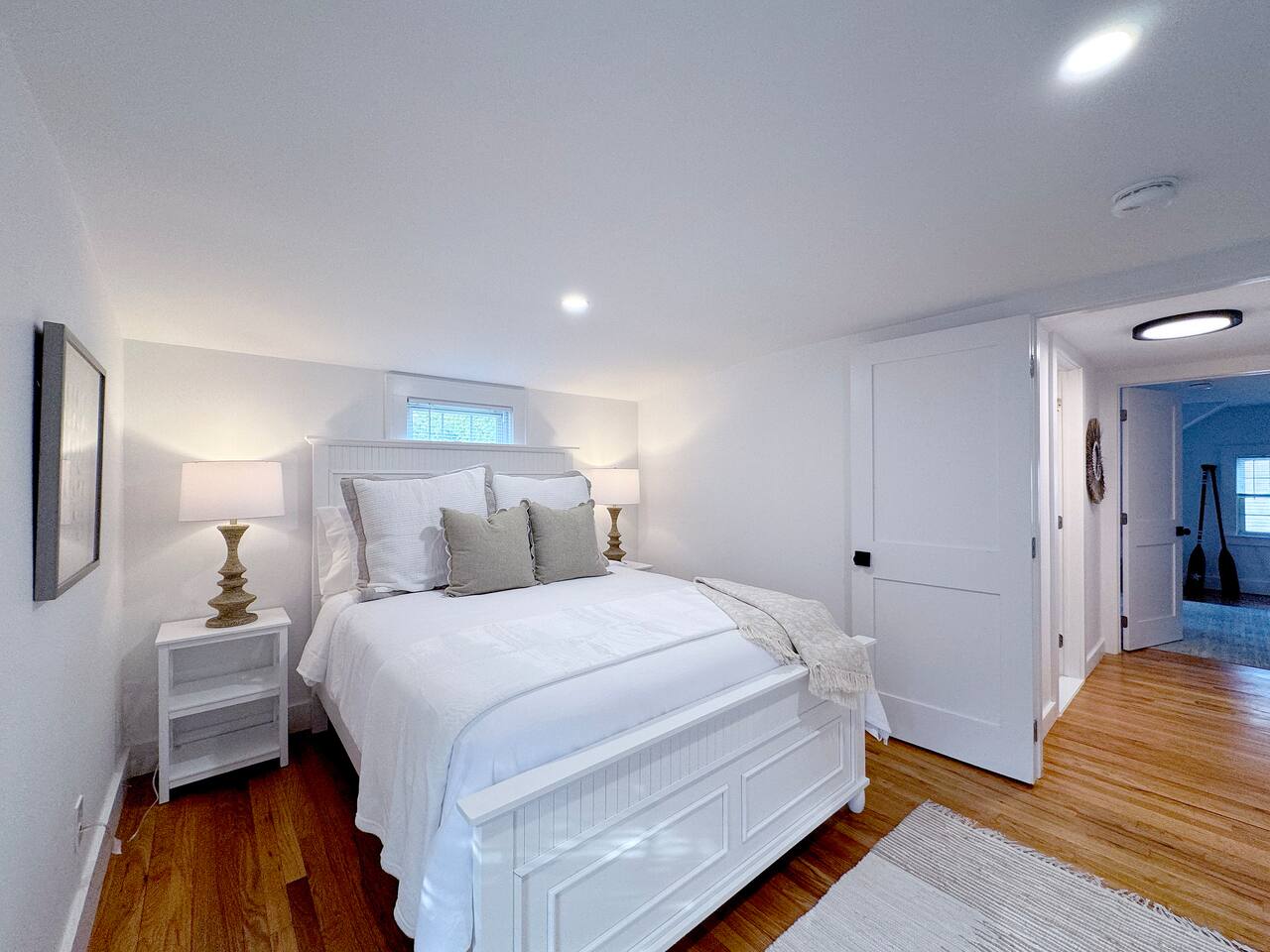 3-Bed Modern Cape Walking Distance to Public Dock