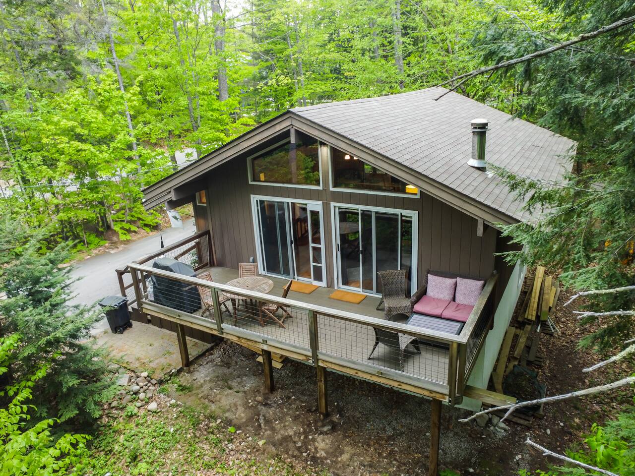 Treetop Retreat | Grill | Wood Stove | Pvt Deck