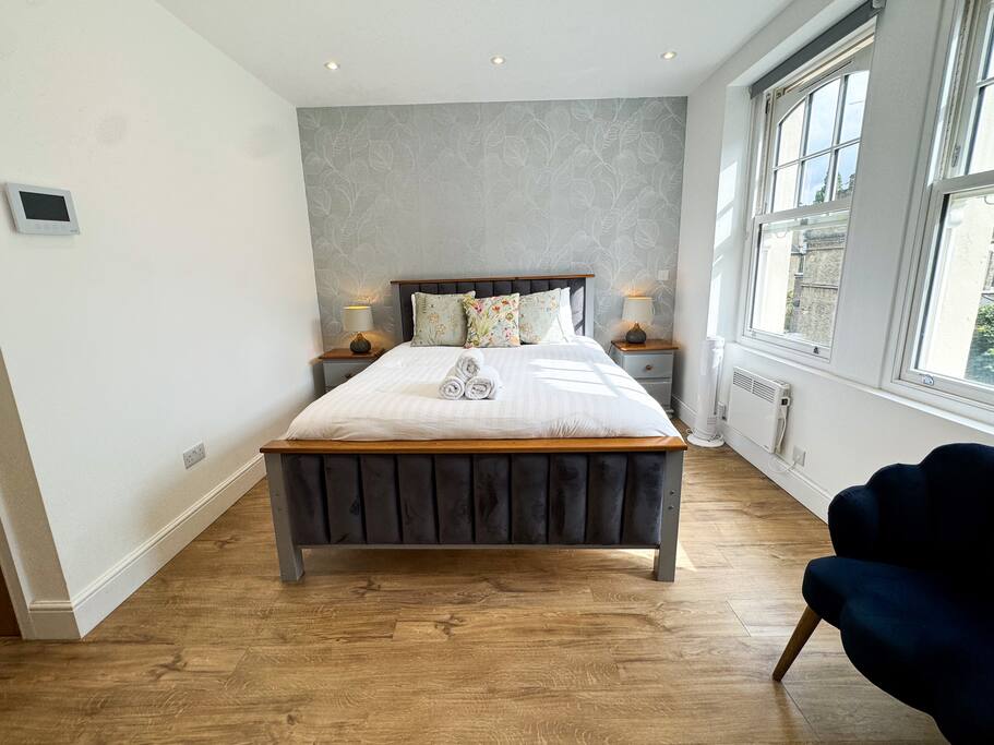 Luxury En-Suite Room 7 - Kensington!