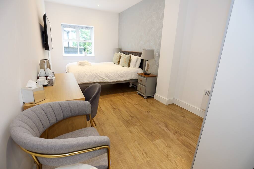 Luxury En-Suite Room 4 - Kensington!