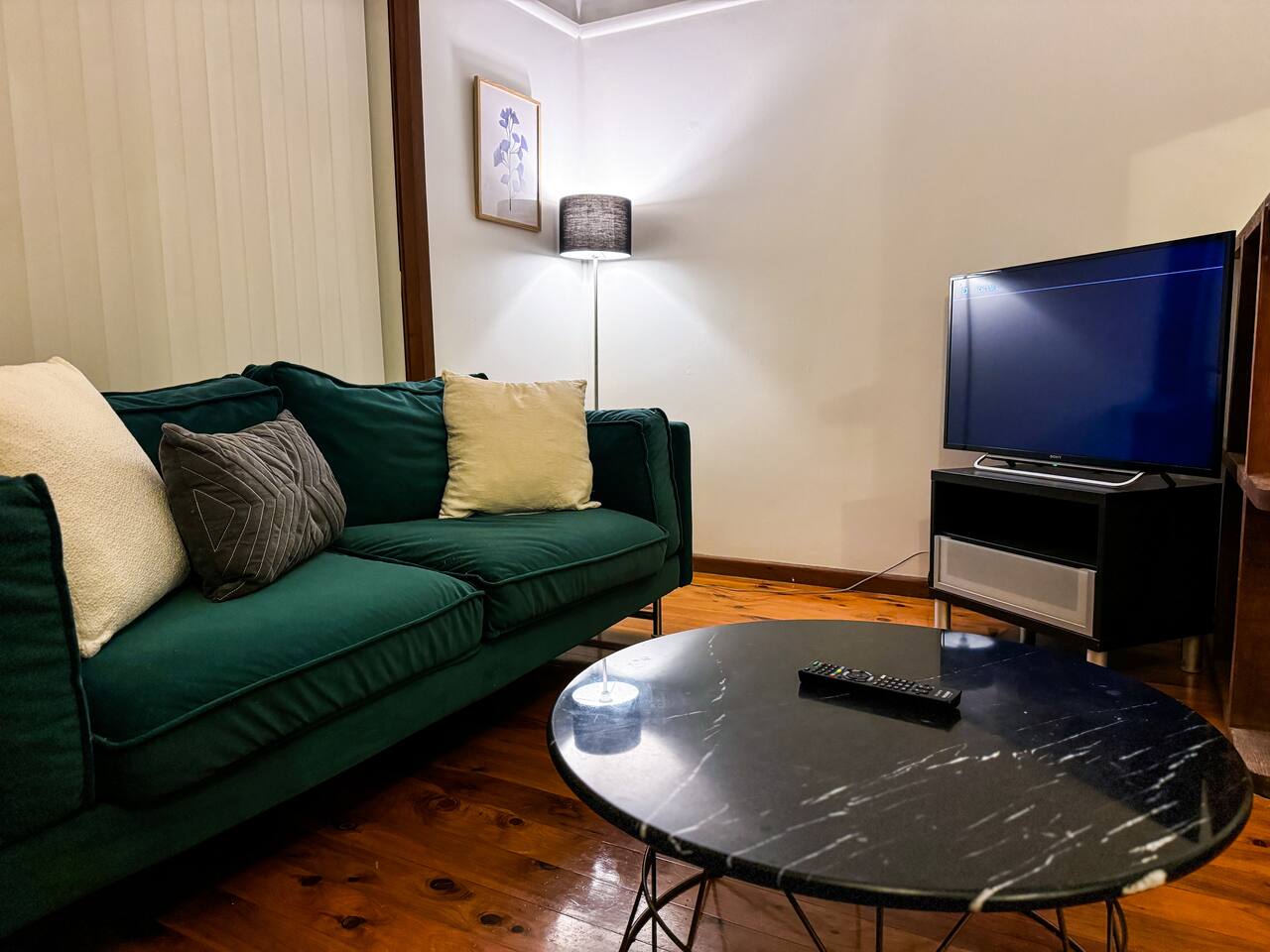 Private homey suite near the rivers