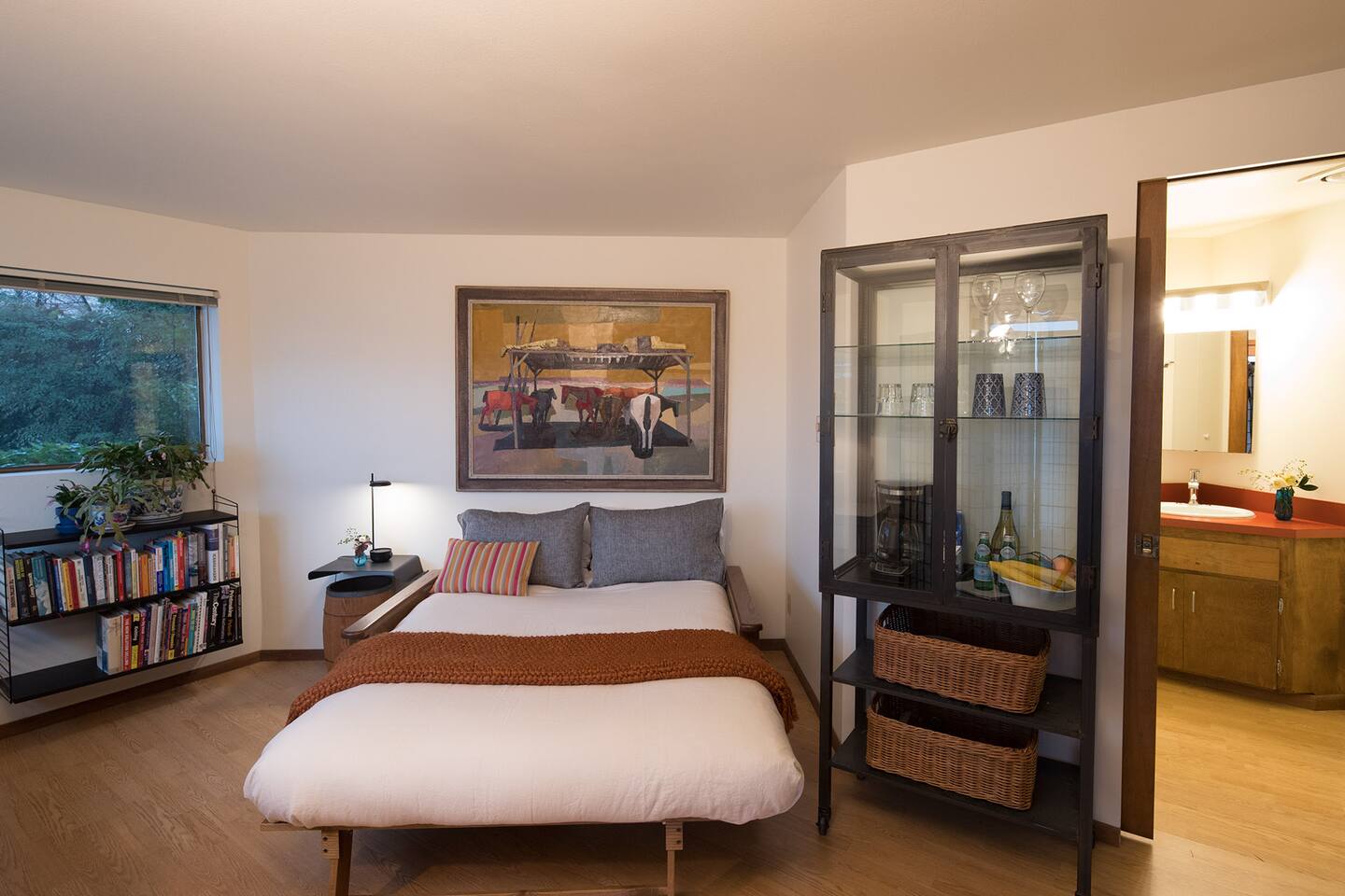 Spectacular Lake Union View & High Speed Internet