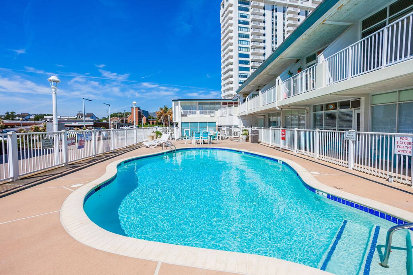 Oceanfront Studio: Boardwalk, Beach, & Pool Views