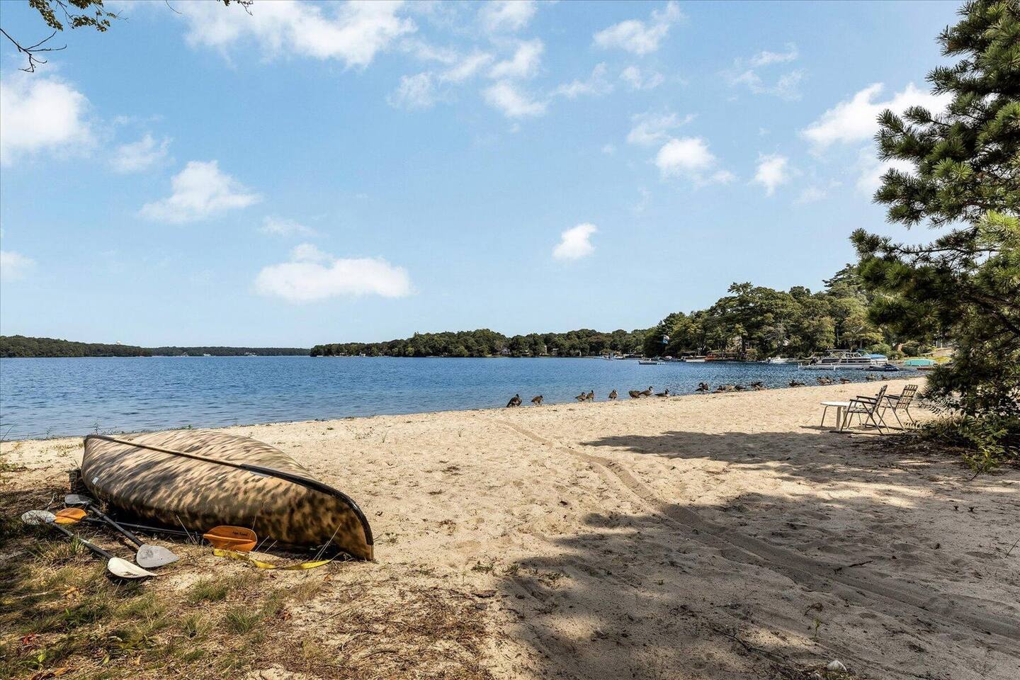 2 BR Waterfront TV Wi-Fi Beach