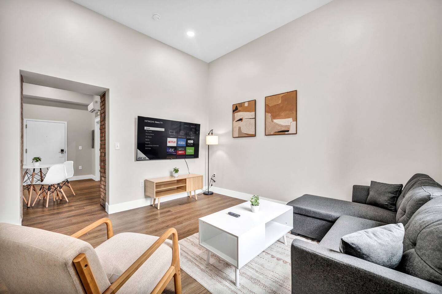 3Bd+65"TV+WFH+8 Min from DT CLE
