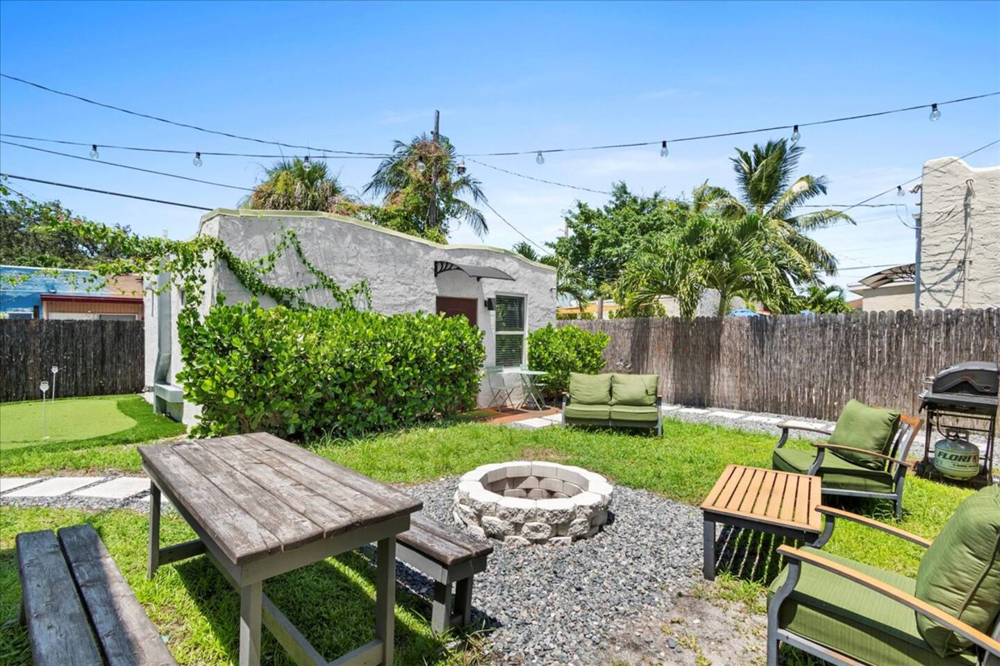 1BR/1BA Guest House -WPB