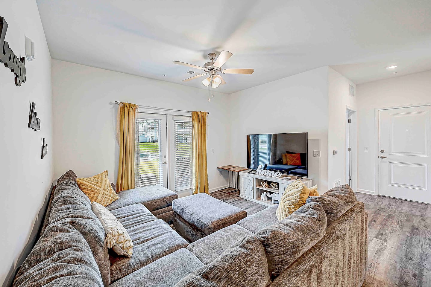 Lake View Suite - POOL, Pet frdly, Nr DTWN NasJax