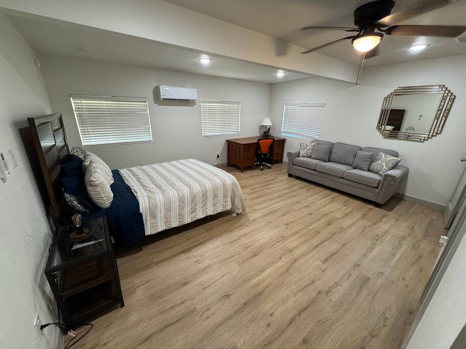 Charming Country Home with Pool - Unit A