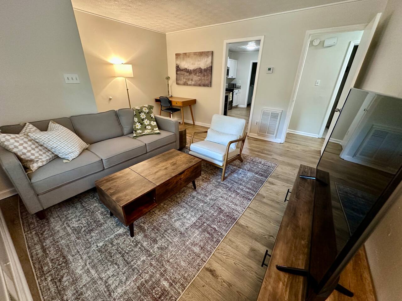 Charming Duplex Apartment w/ Ample Parking!