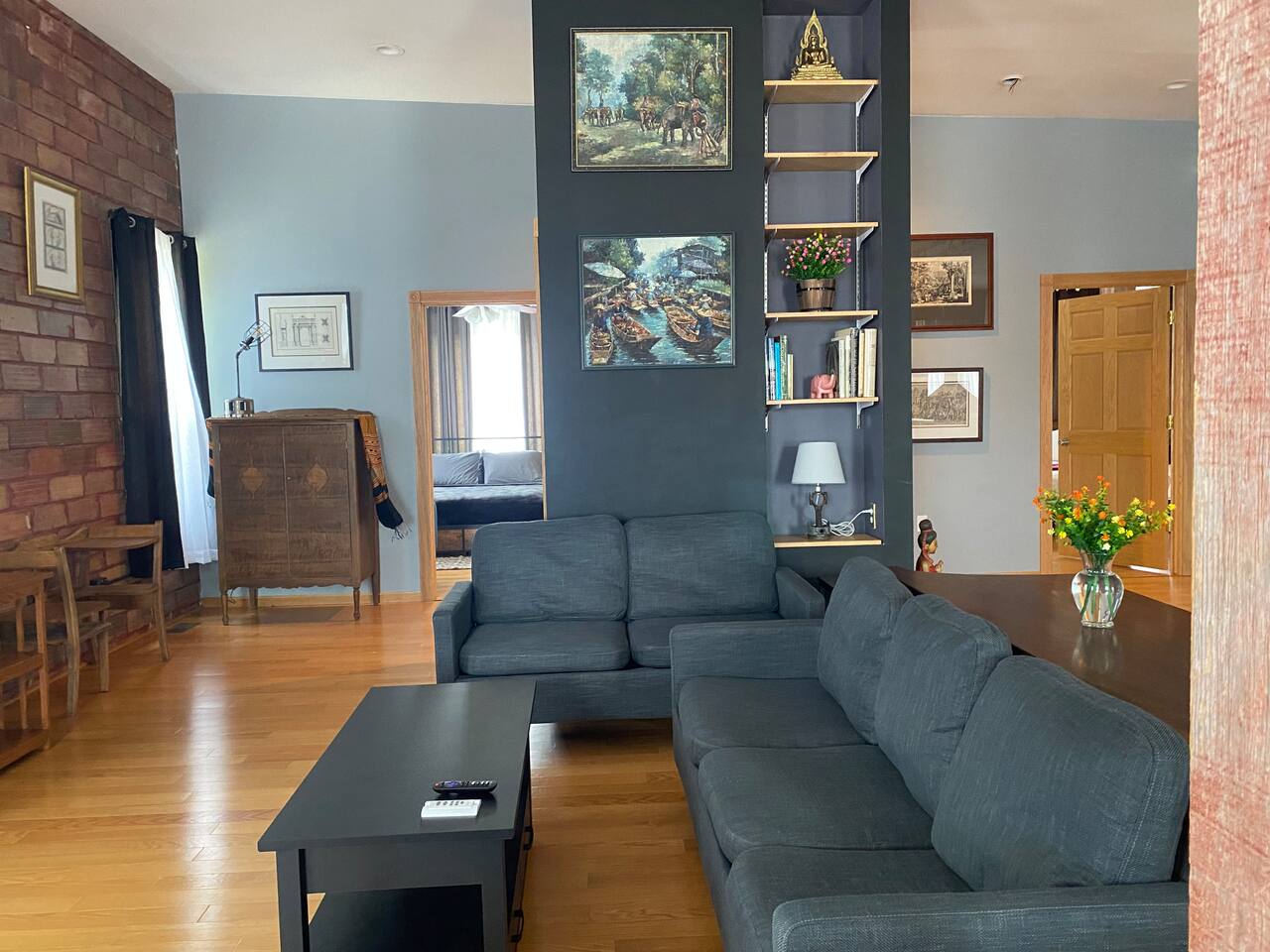 Suite A 2 BR w/ Bridge St. view