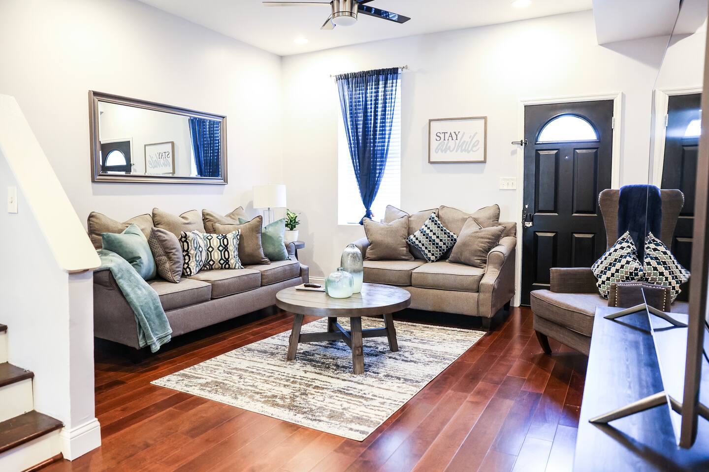 KING BED/The Grove - Near the Zoo/CWE/Forest Park