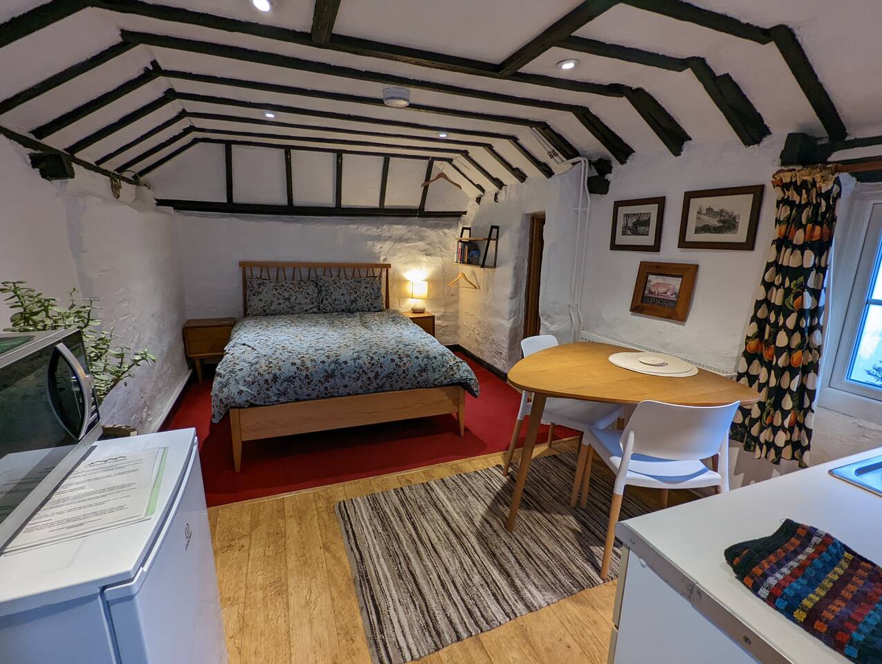 Self-contained studio - Lavender