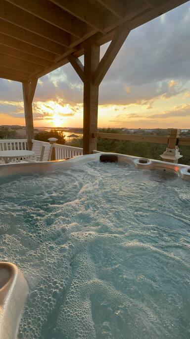 Spacious 8BR Oceanview Home w/ Hot Tub & Pool