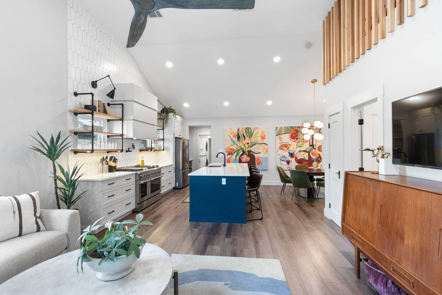 Putt & Walk to Zilker/Barton @ The Oxford Haus