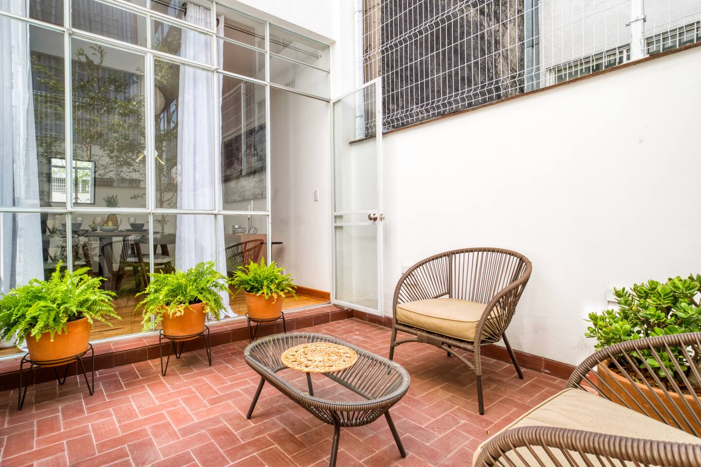 Luxury 1500 sqft with Terrace by Elite Architect - foto 4