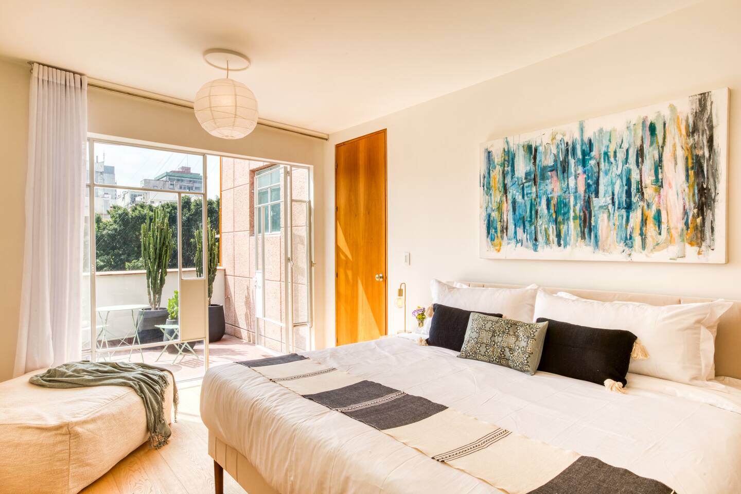 Stunning PentHouse w/Terrace by Renowned Architect - foto 3
