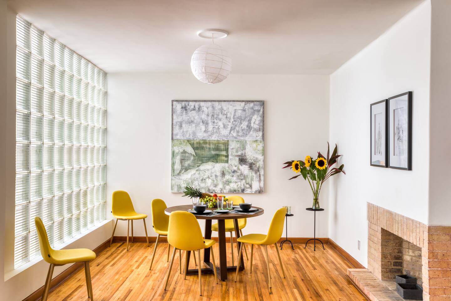 High-End Residence w/Balcony 1946 Renewed Building - foto 4