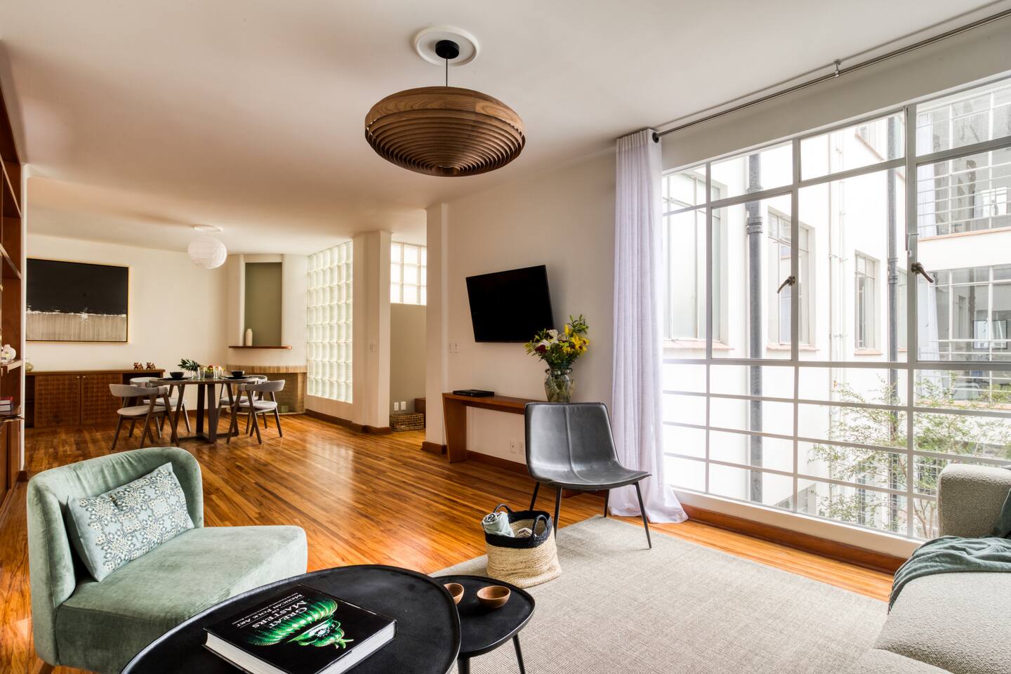 Elegant 1240ft² Art Deco Apt. by Awarded Architect - foto 5