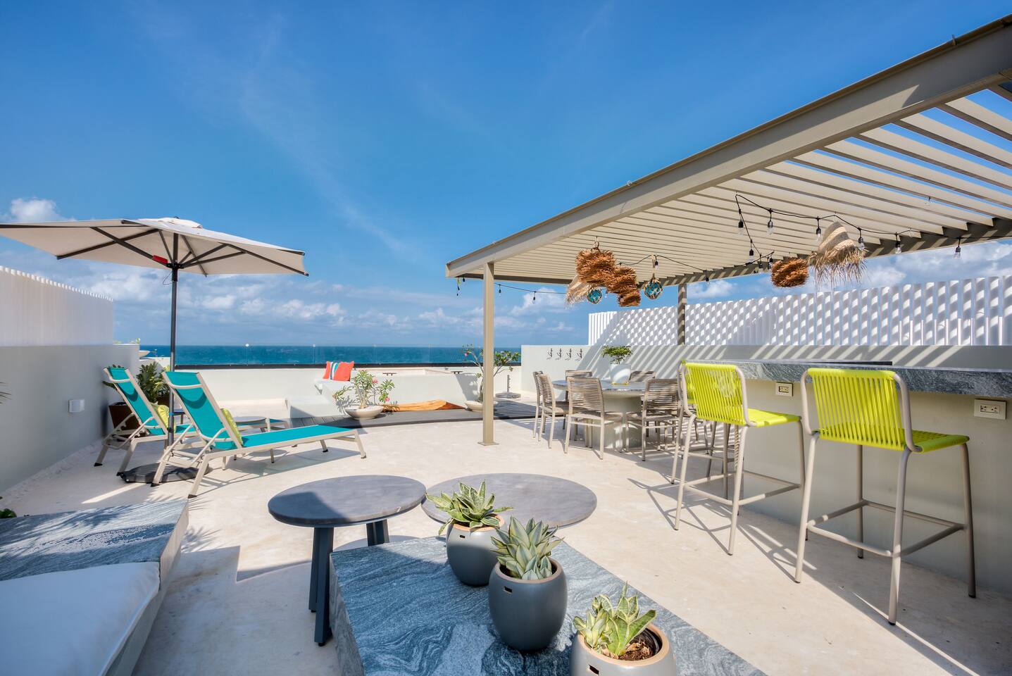 Penthouse con roof /alberca privada / vista al mar