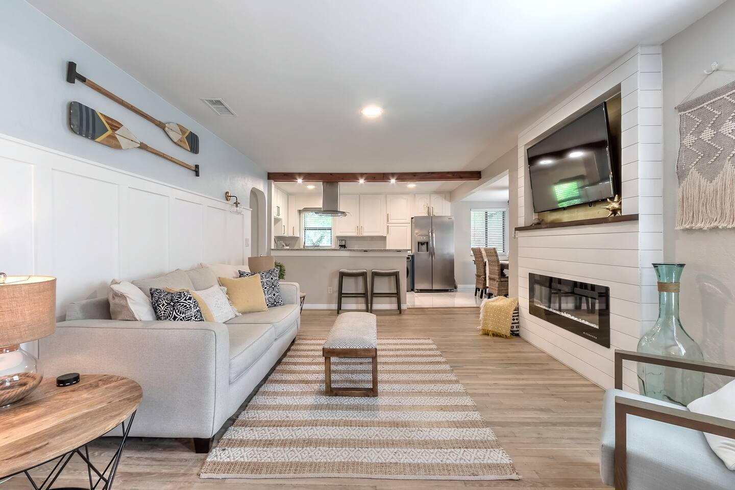 Coastal Comfort 3BR/2BA Fl 2 Stroll to Sand & Surf