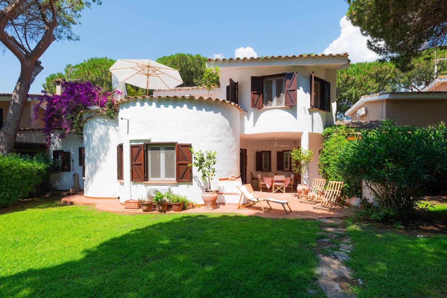 Villa Gioia | Tranquil Hideaway Beach Cottage