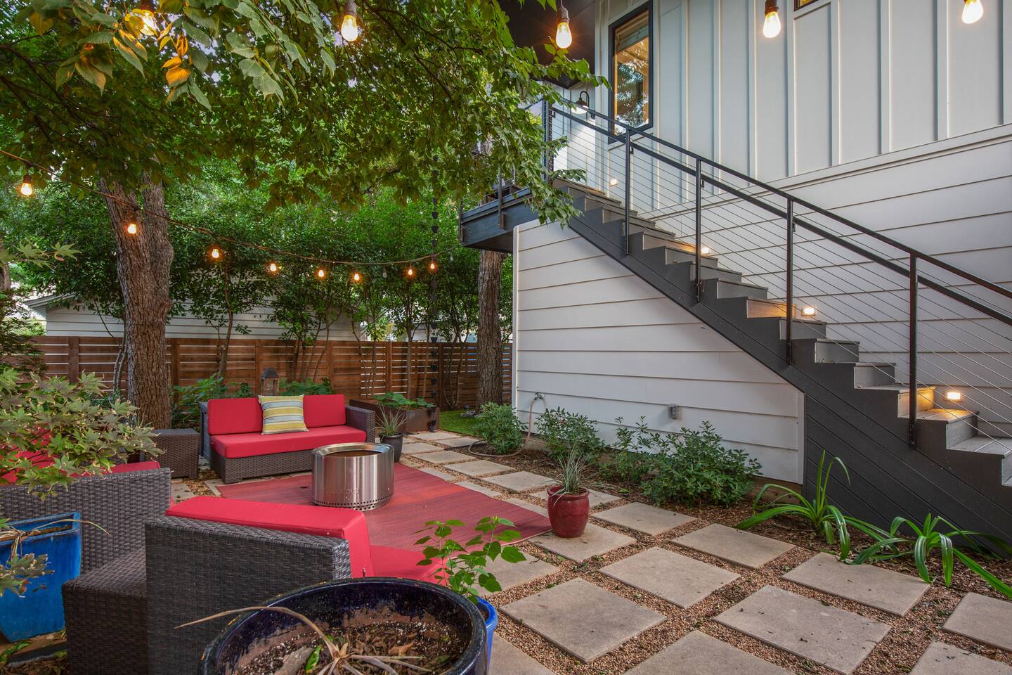 Zilker Junaglow | 2 Miles to DT