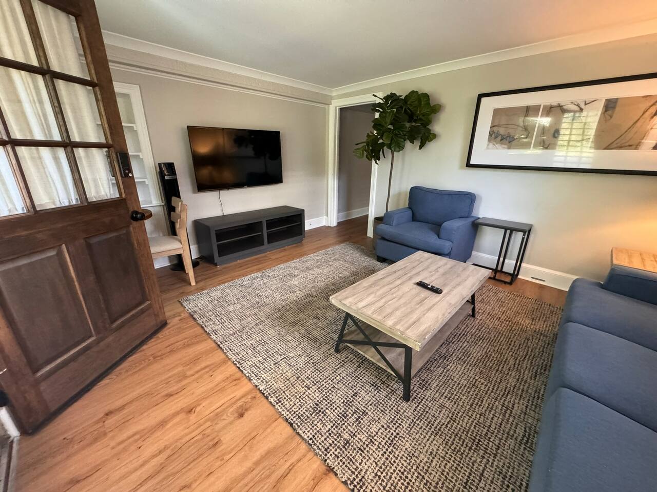 Newly Renovated 1bd/1ba Apt