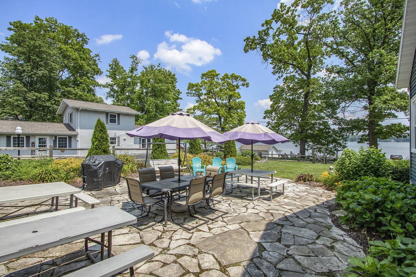 Tranquil Retreat on Dewey Lake