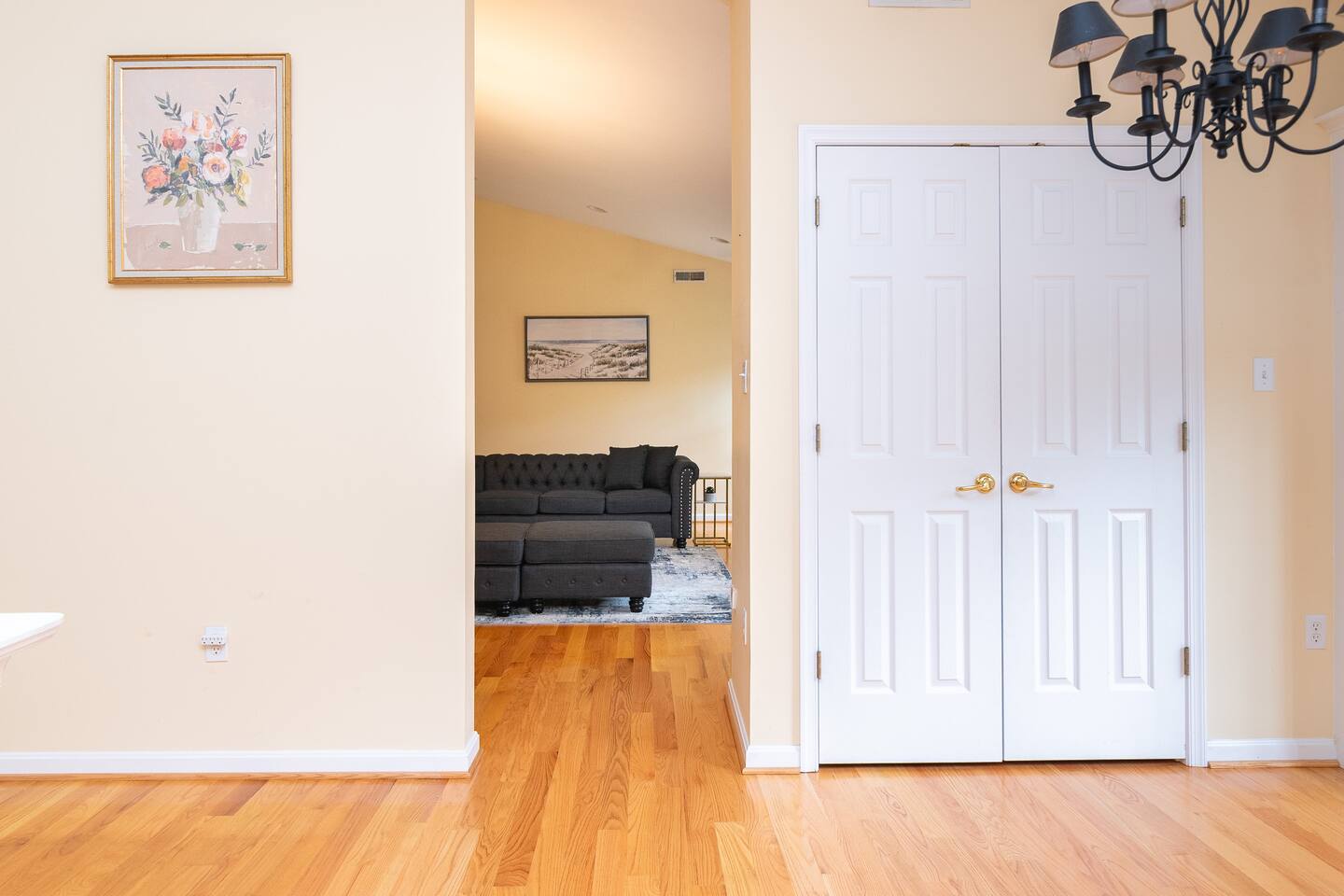 Ray of Sunshine-Dog Friendly, 4BR,furnished deck photo 22