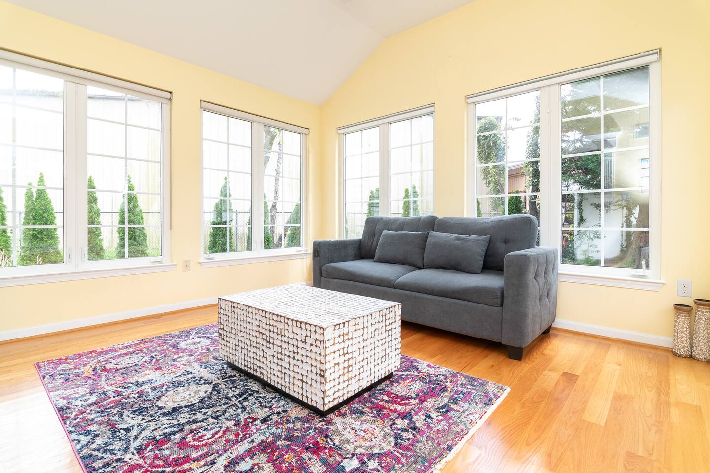 Ray of Sunshine-Dog Friendly, 4BR,furnished deck photo 16