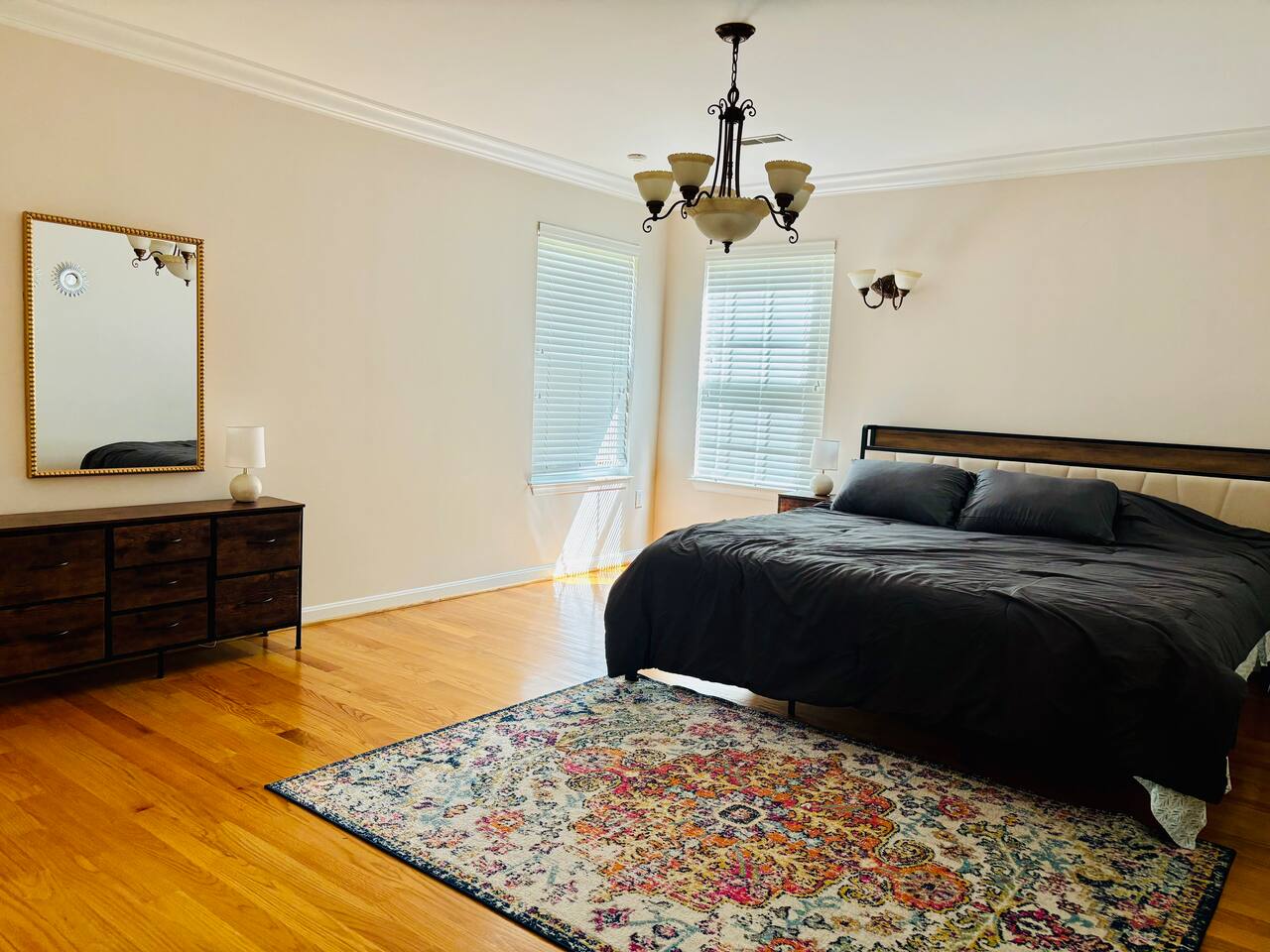 Ray of Sunshine-Dog Friendly, 4BR,furnished deck photo 23