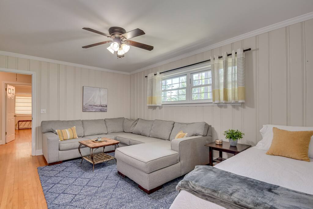 3BR/3BA - Berkman Hills - Spacious and Cozy!
