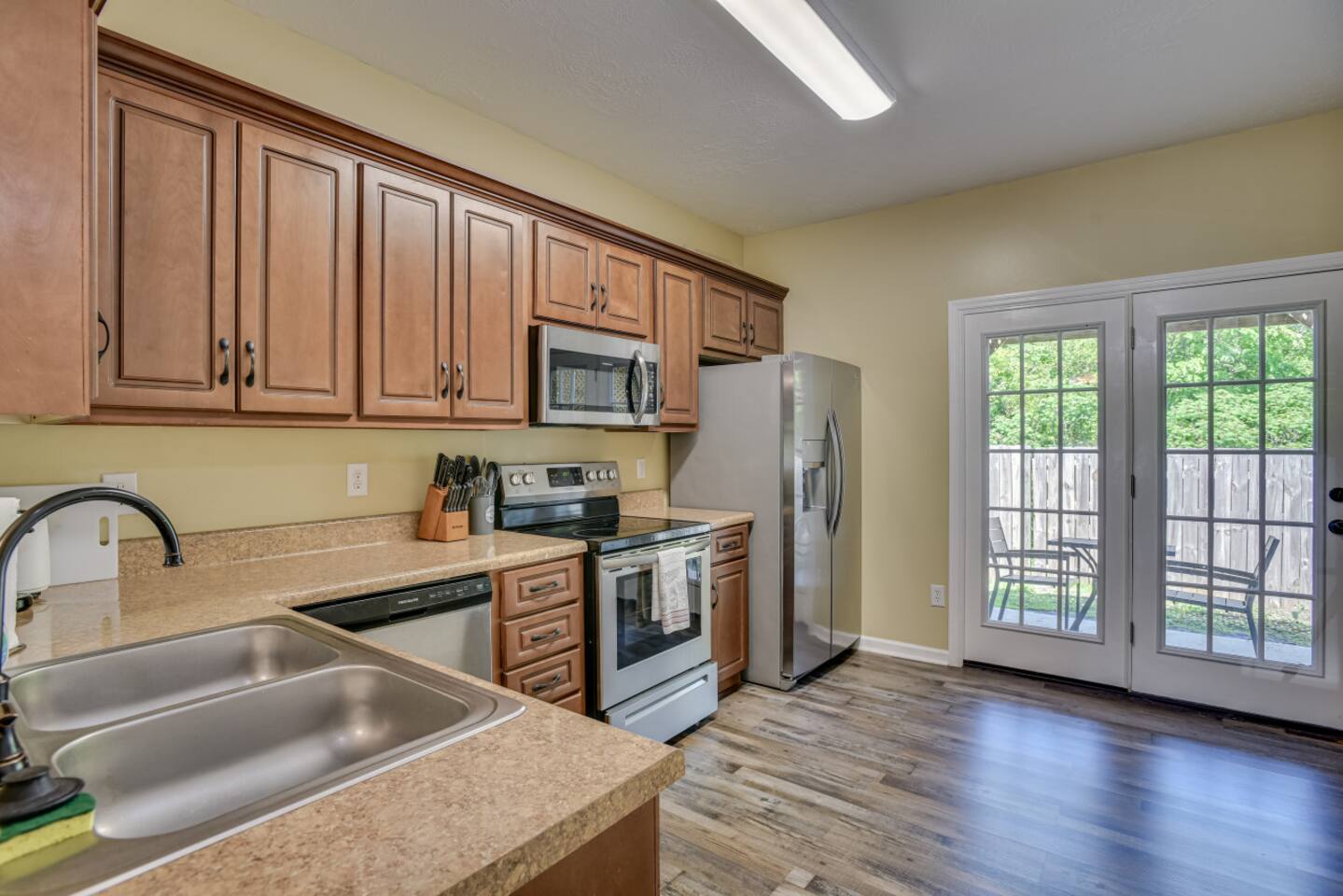 2BR/2.5 Bath - 2 Story Townhouse  - SuperHost