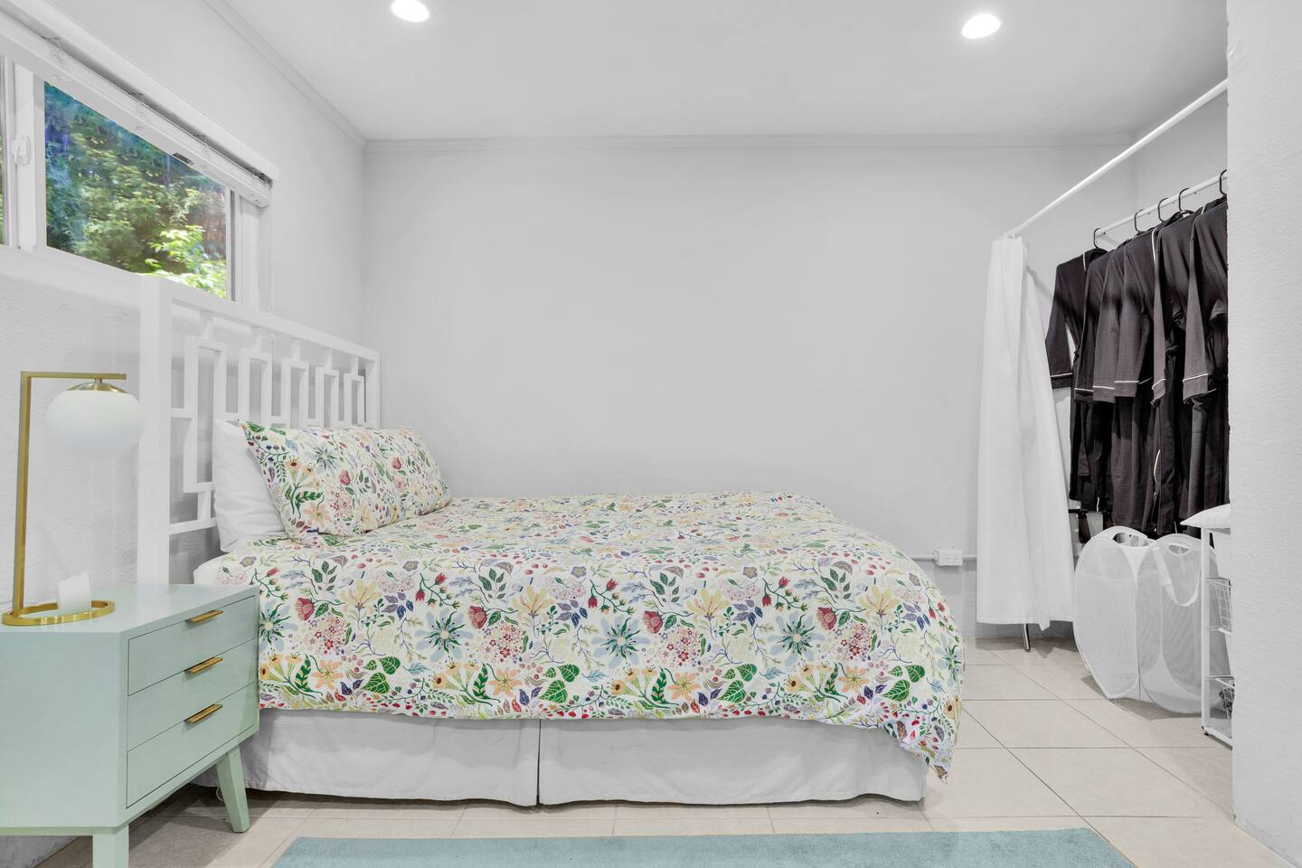 Ideal for extended family or friends, this downstairs fourth bedroom features a full-over-twin bunk, queen, sofa beds & selection of toys, providing cozy sleeping arrangements and fun playtime for everyone to enjoy a restful night after a day of fun.
