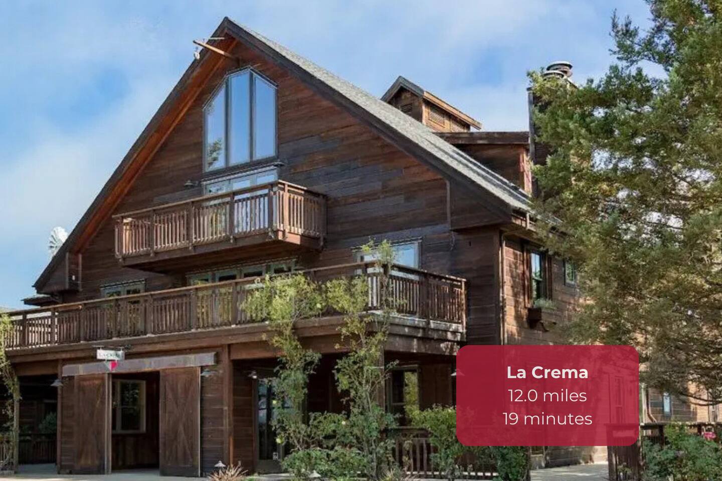 Discover the exceptional wines of La Crema, known for their elegant Pinot Noirs and Chardonnays. A must-visit for wine lovers seeking a truly memorable tasting experience.