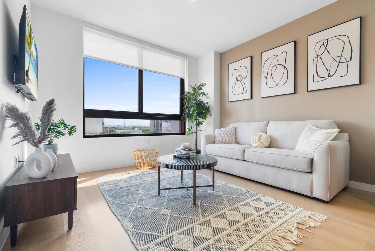 Luxurious & Modern Wynwood Apartment