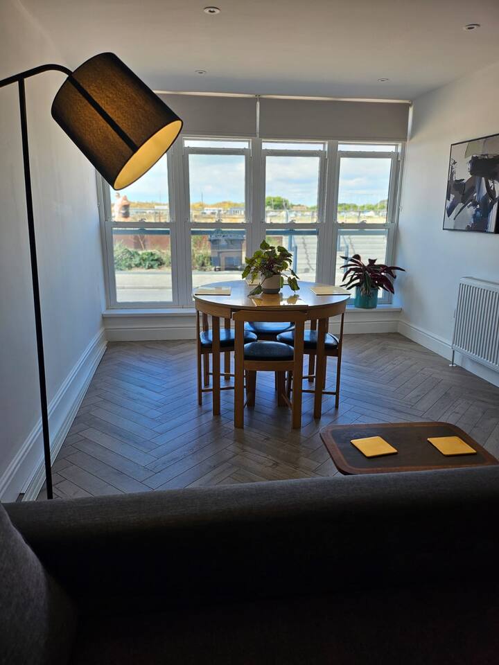 River Breeze Apartment 2