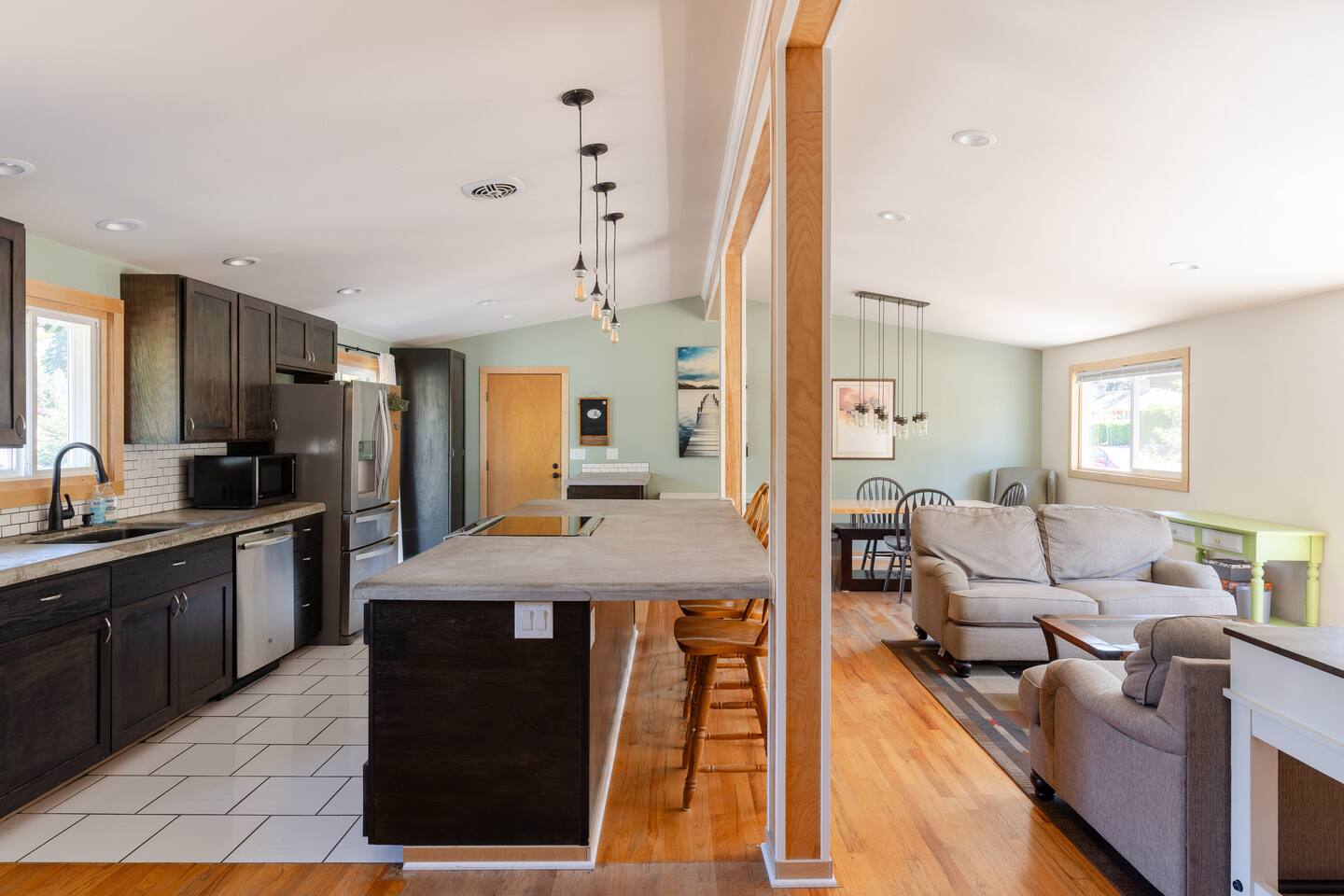 Family Friendly, Near Airport