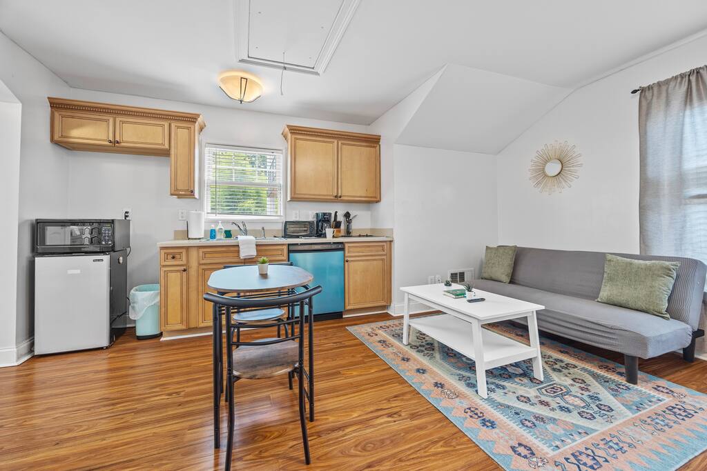 Chic Studio by Atlantic Station