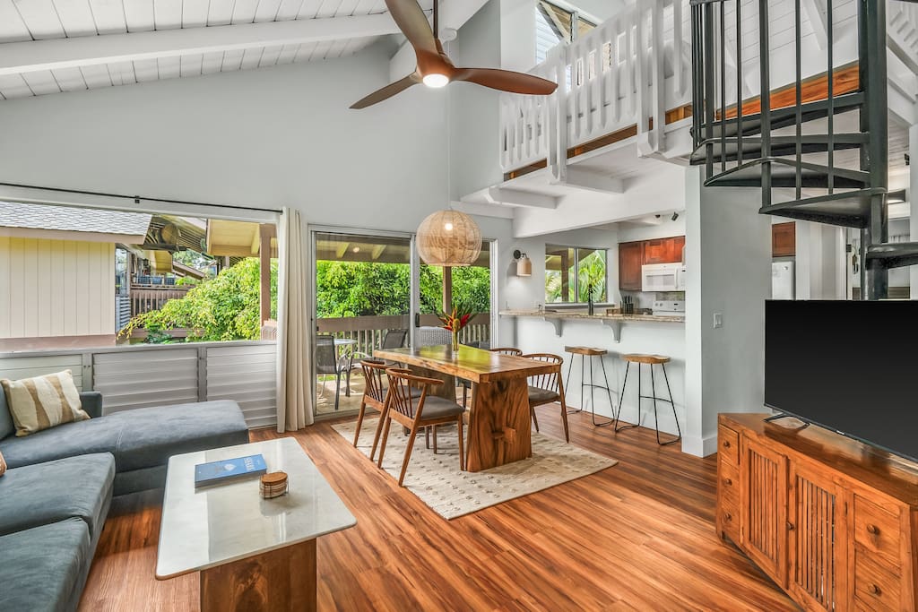 Contemporary 2-BR Condo w/AC & Scenic Views in PV