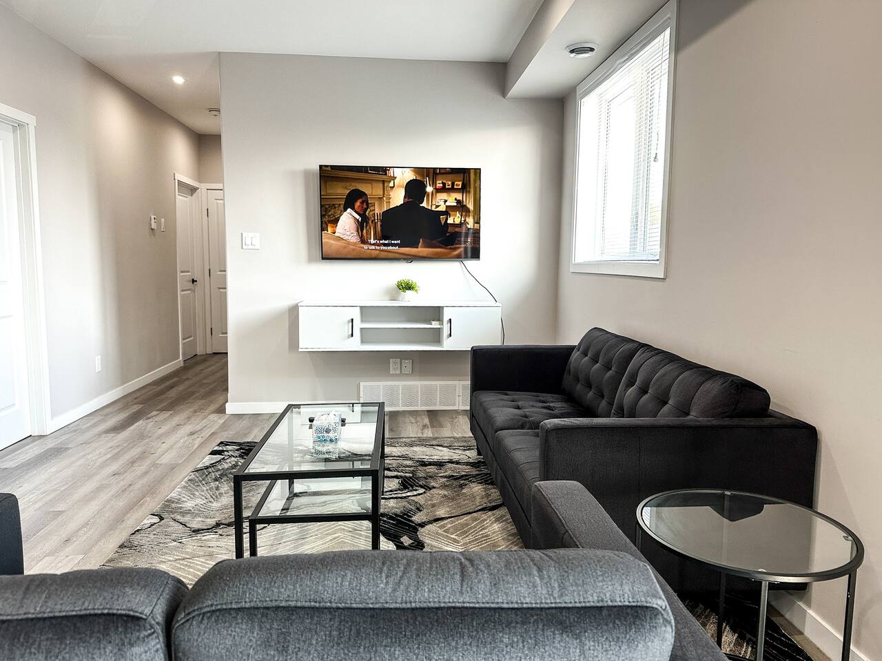 Upscale Apartment - Unit #302