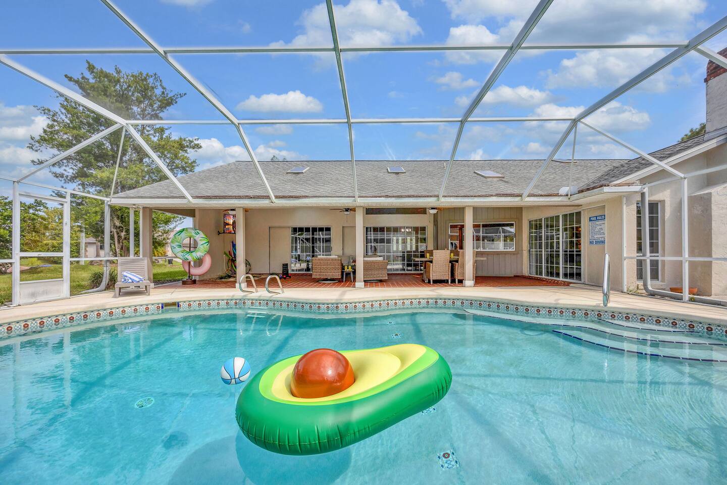 Standalone Hot Tub, Heated Salt Pool & Game Room