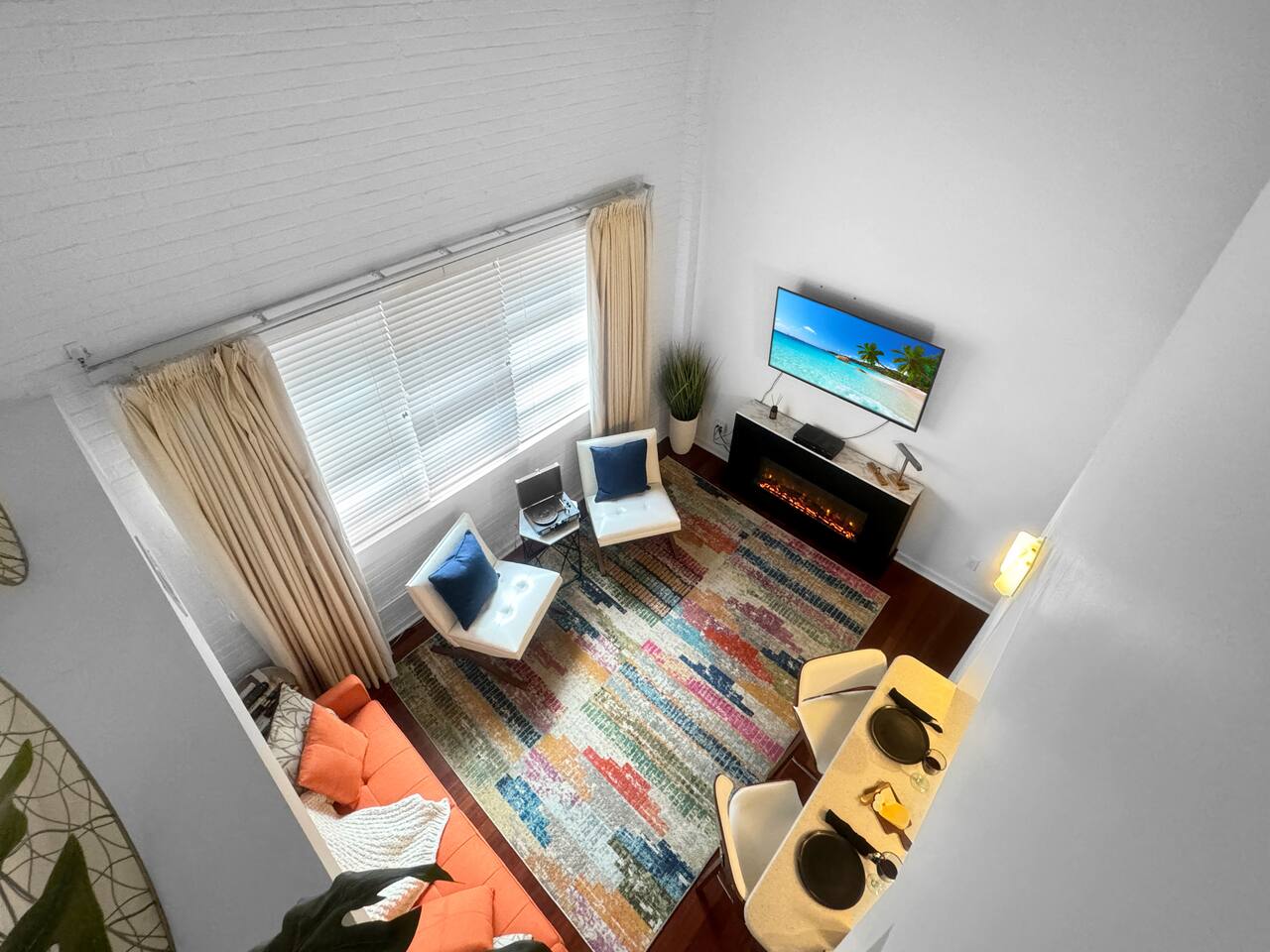 Catalina Crib~Downtown Nightlife