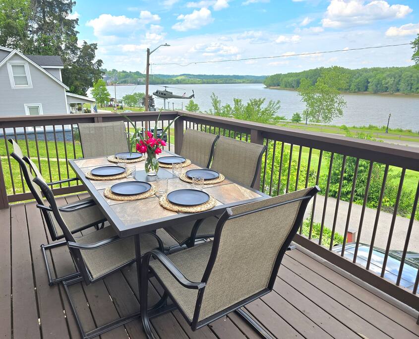 Riverview Retreat