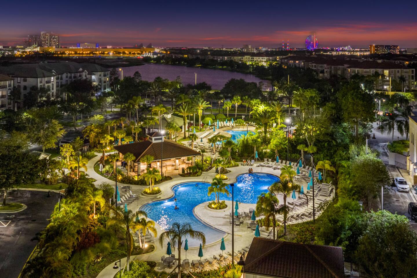 210 - Disney, Epic Universal, Convention Center